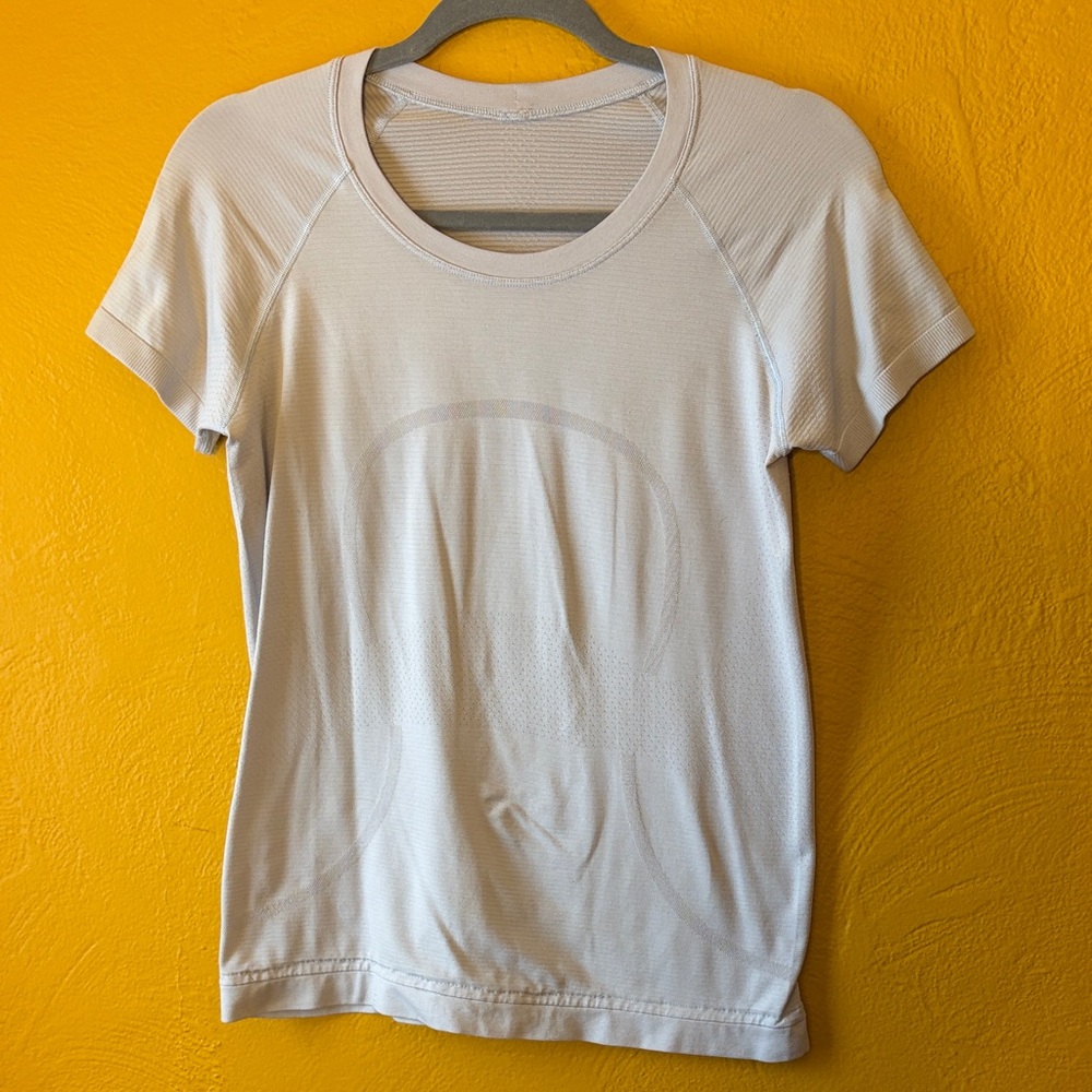 lululemon athletica Short Sleeve Athletic Tee - Light Gray